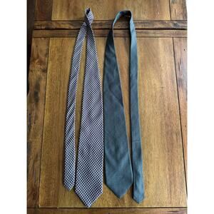 Lot of Two J.Crew 100% Silk Men’s Ties Patterned Classic Neckwear
